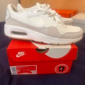 Nike White & Light Gray Air Max SC Sneakers